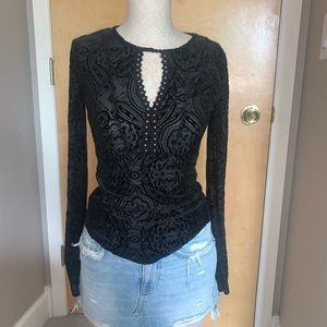 Free people black velvet top size xsmall